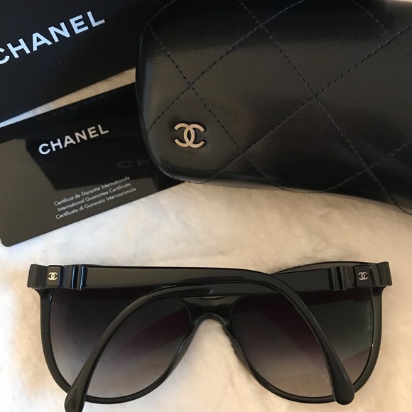 💯 Authentic CHANEL sunglasses - Picture 2 of 6
